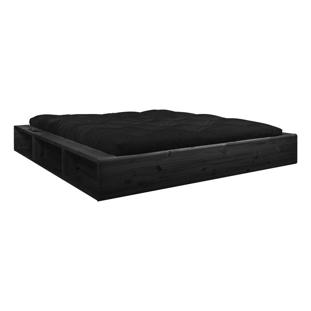 Karup Design Čierna dvojlôžková posteľ z masívneho dreva s čiernym futonom Comfort  Ziggy, 160 x 200 cm, značky Karup Design